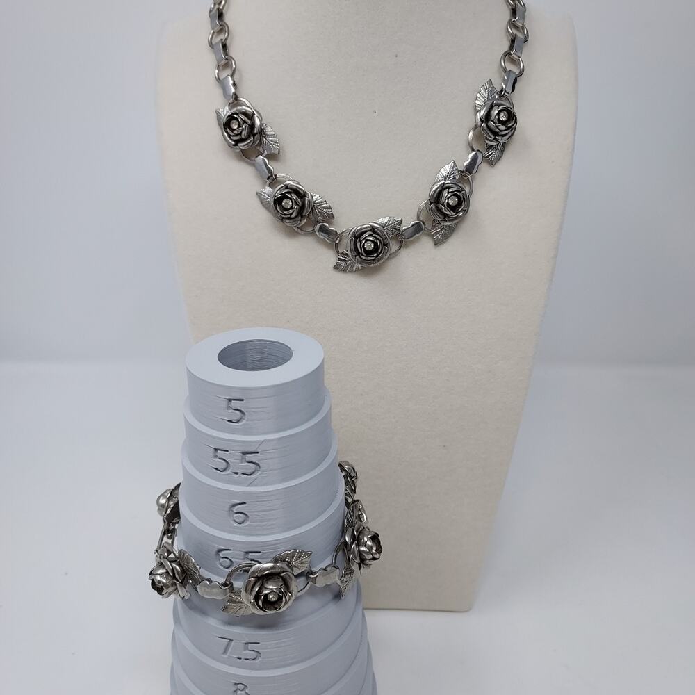 Vintage Victorian Revival Look Roses Leaves Silver Tone Necklace Bracelet Set